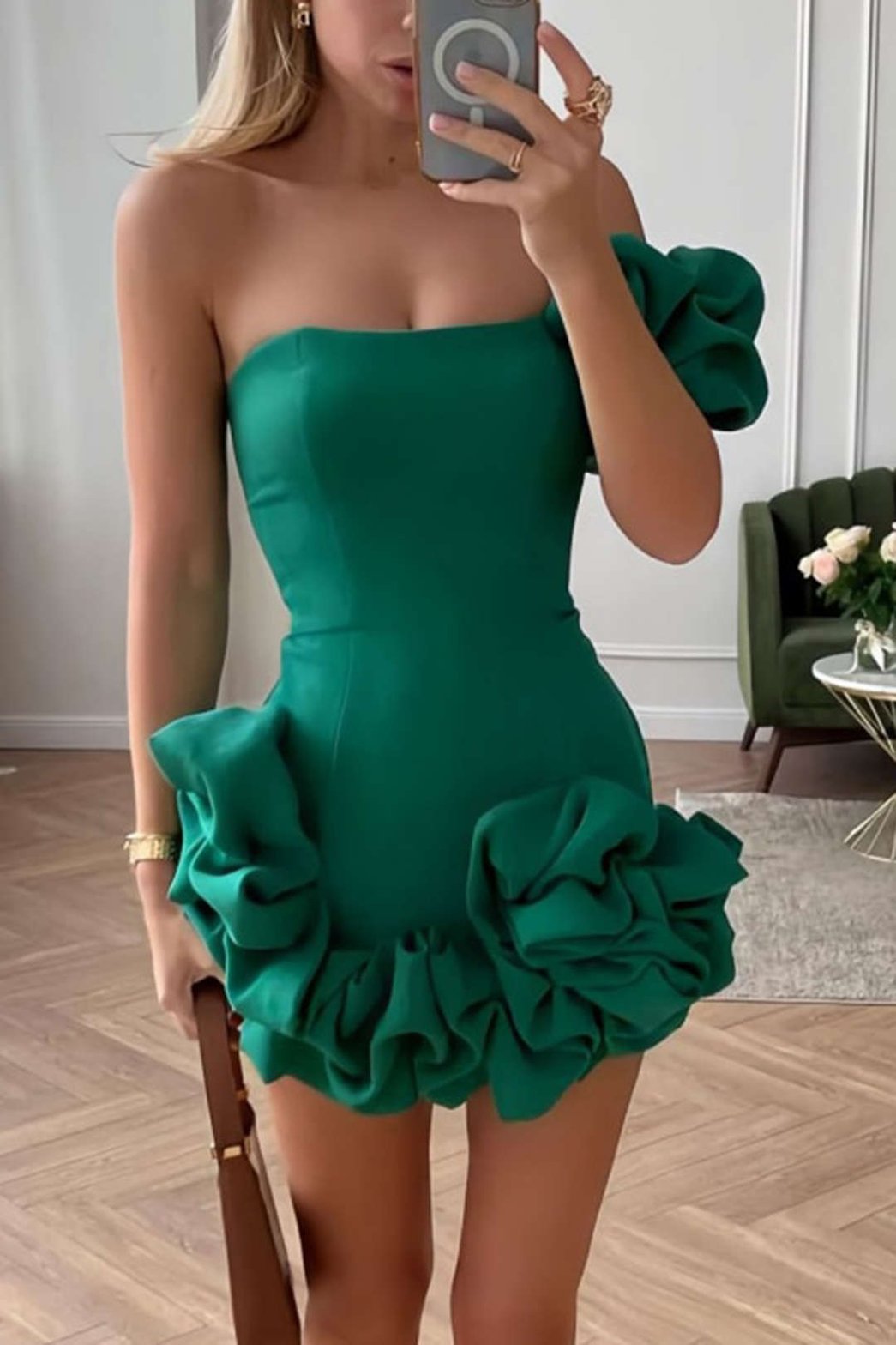 Robe bustier verte à volants élégante papillon