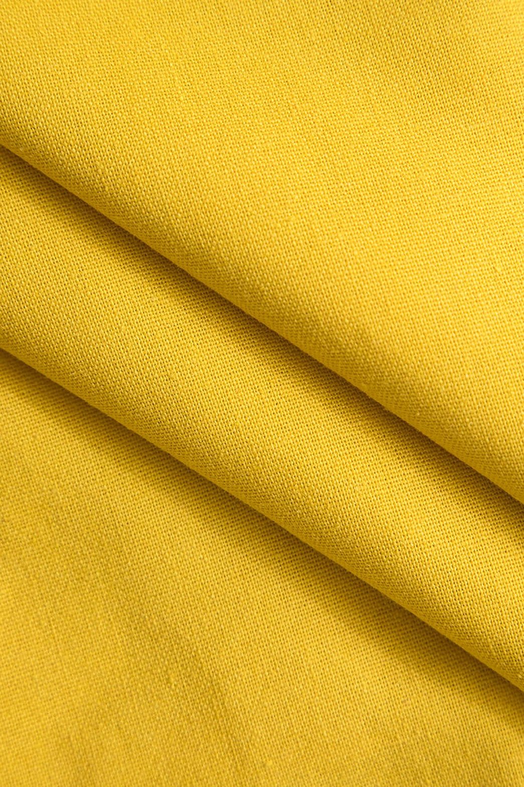 Robe mini élégante vue de côté lune