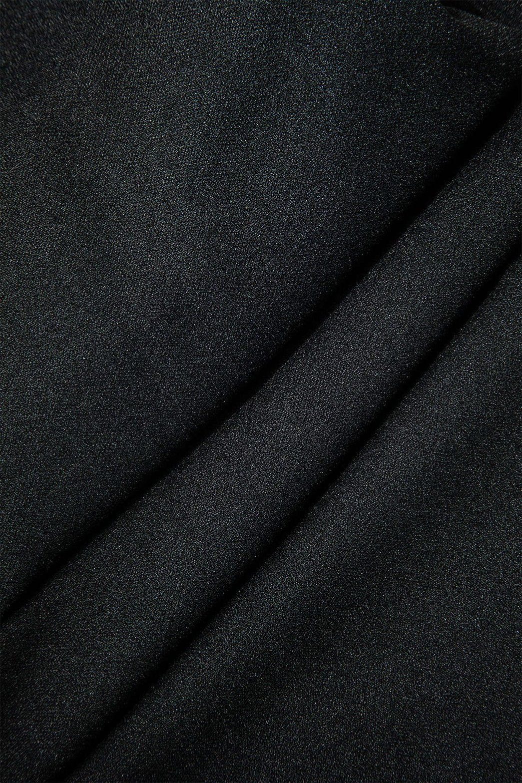 Robe moulante métallisée vue d'ensemble pluie