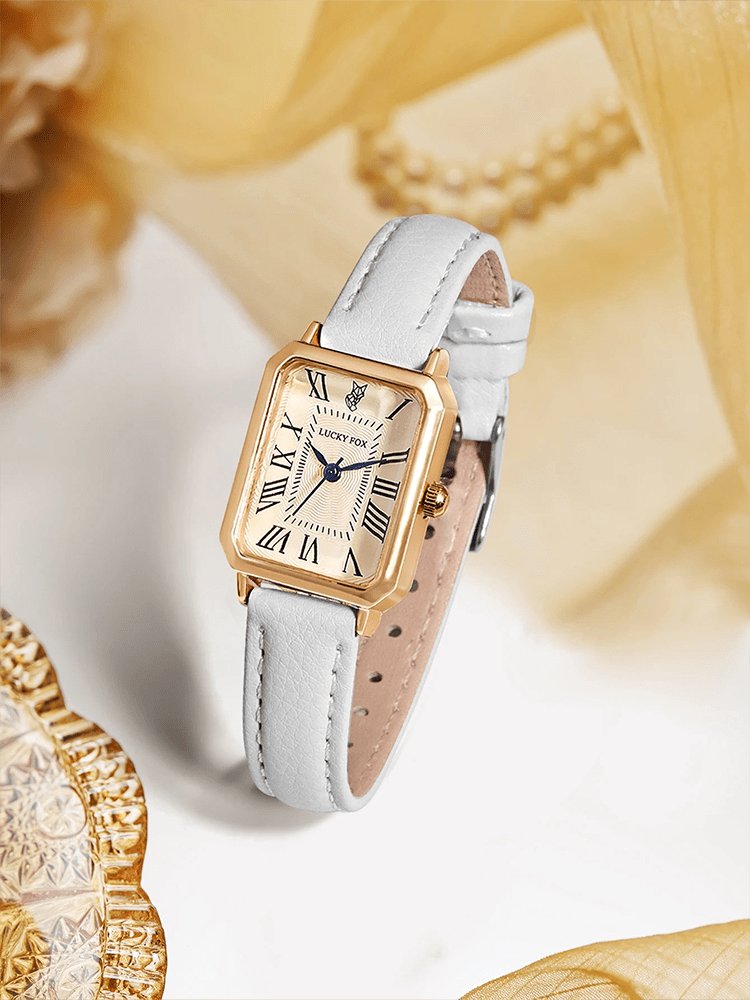 Détail du cadran doré montre Florenza - Cristal