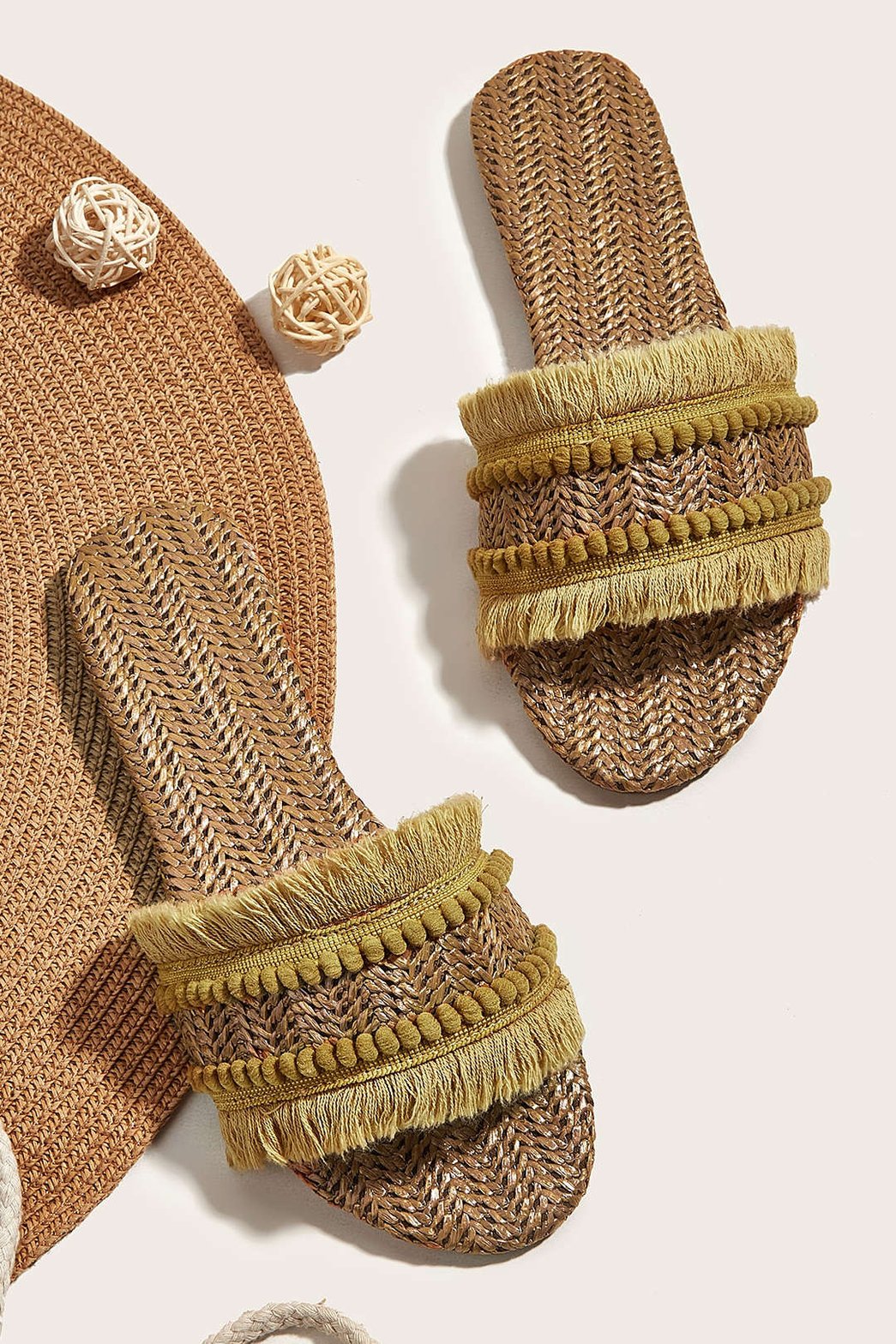 Mules Bohèmes à Franges Tressées