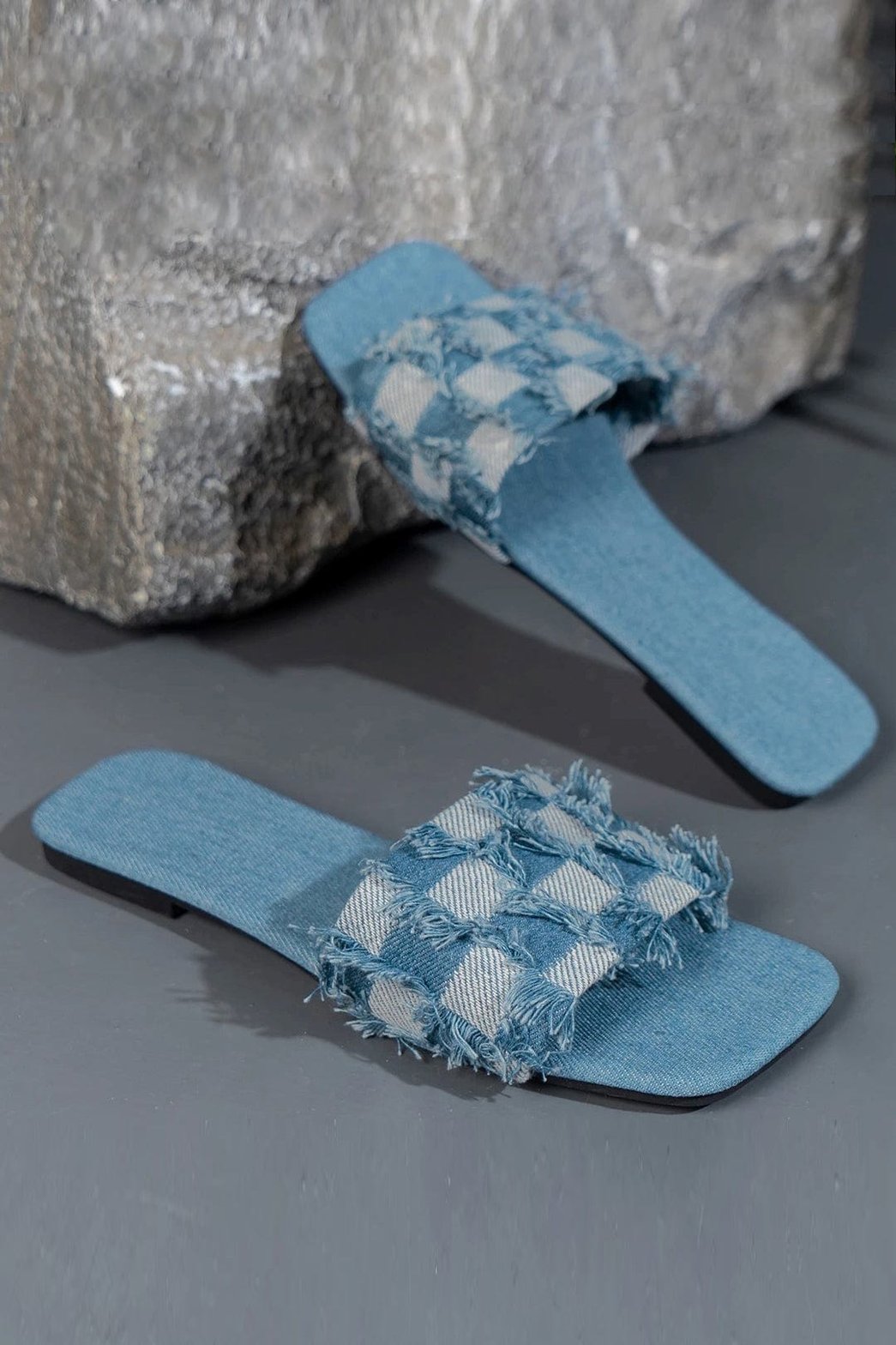 Détail du motif à carreaux denim océan