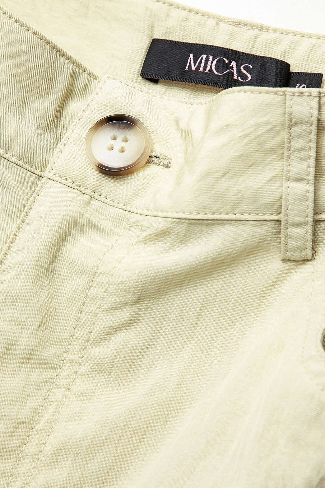 Pantalon cargo beige vue arrière lune