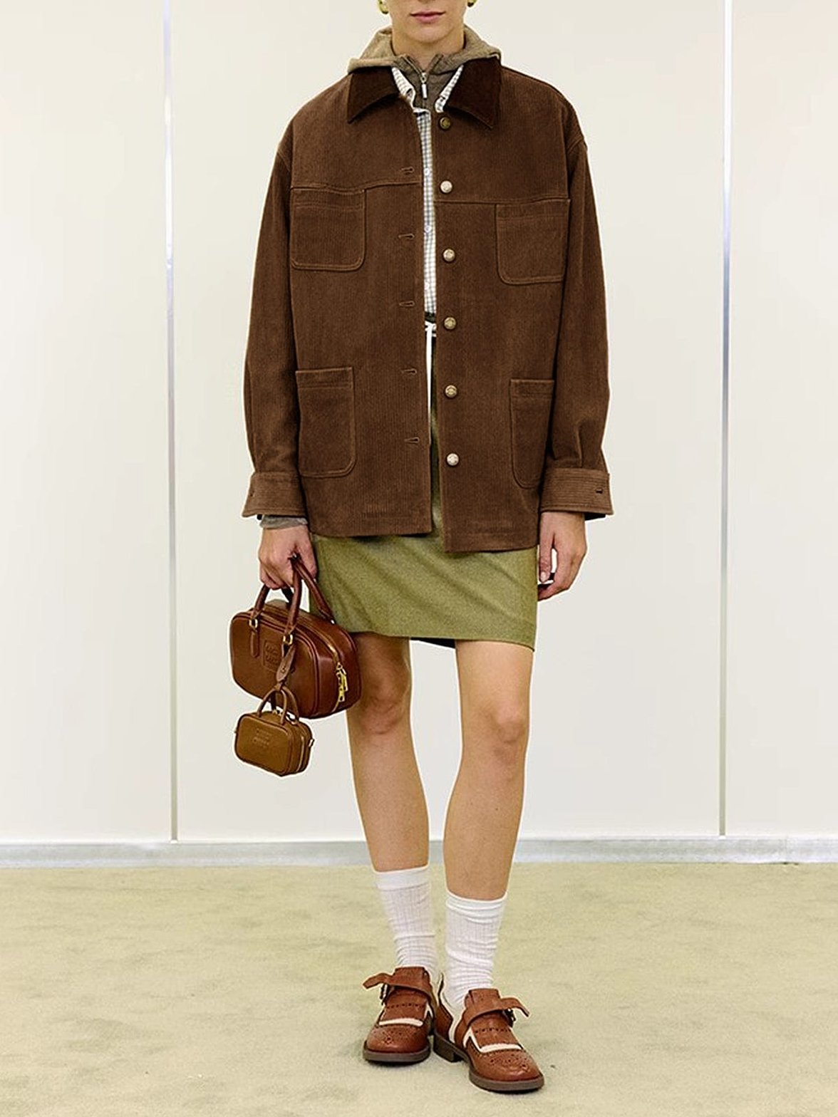 Polo velours côtelé marron vue détail douceur