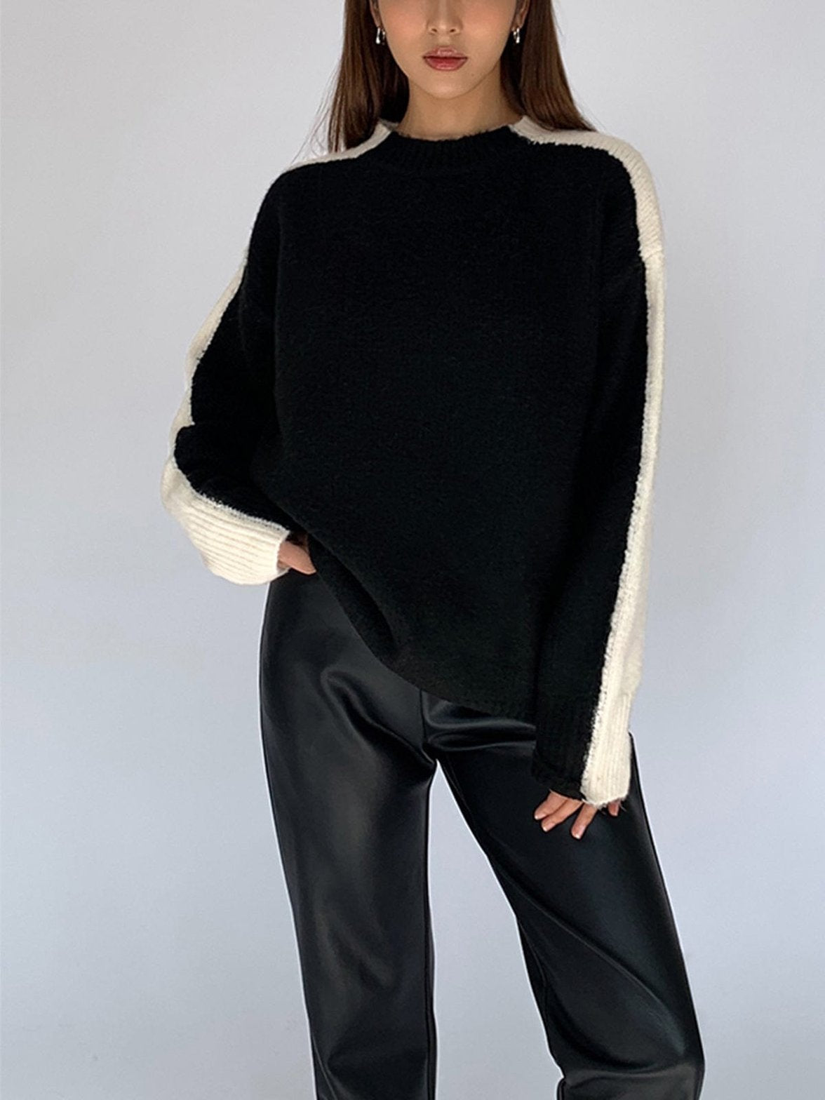 Pull casual noir vue dos élégance