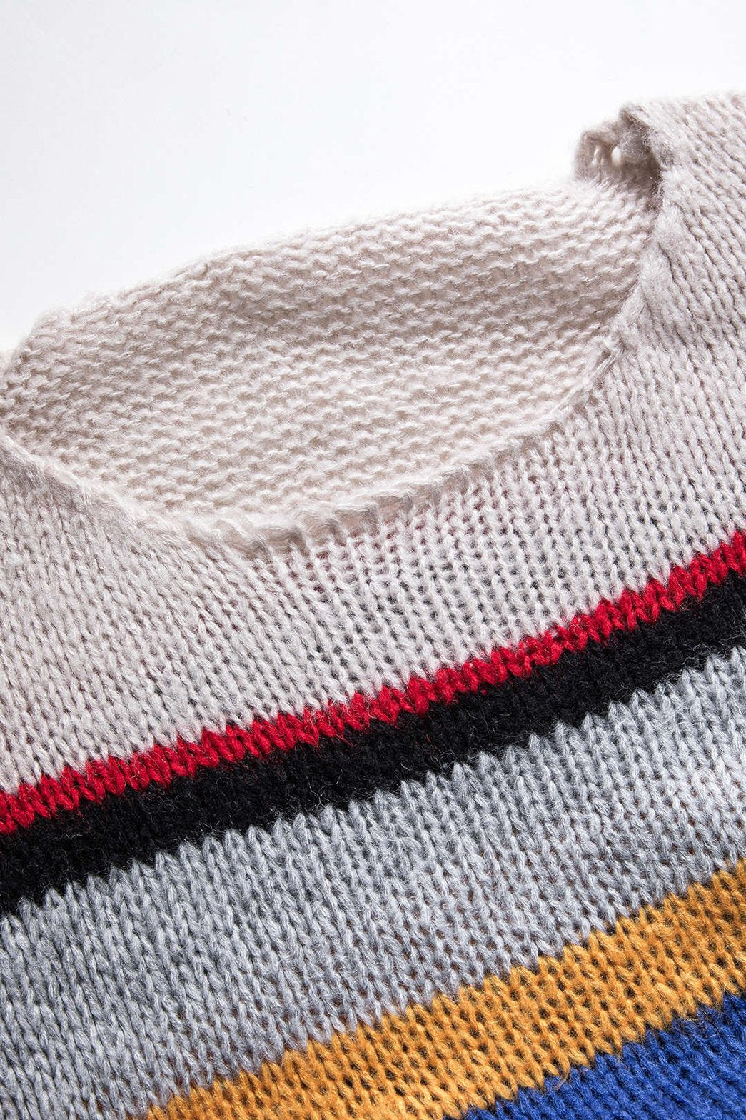 Pull rayé multicolore détail maille cosy
