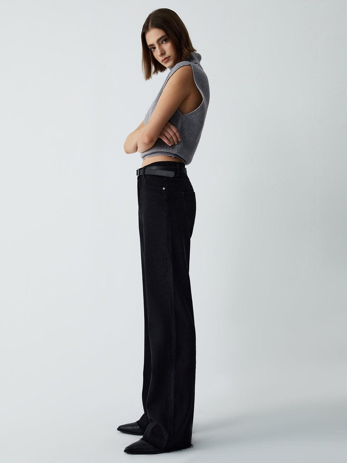 Pull col roulé gris sans manches vue détaillée pluie