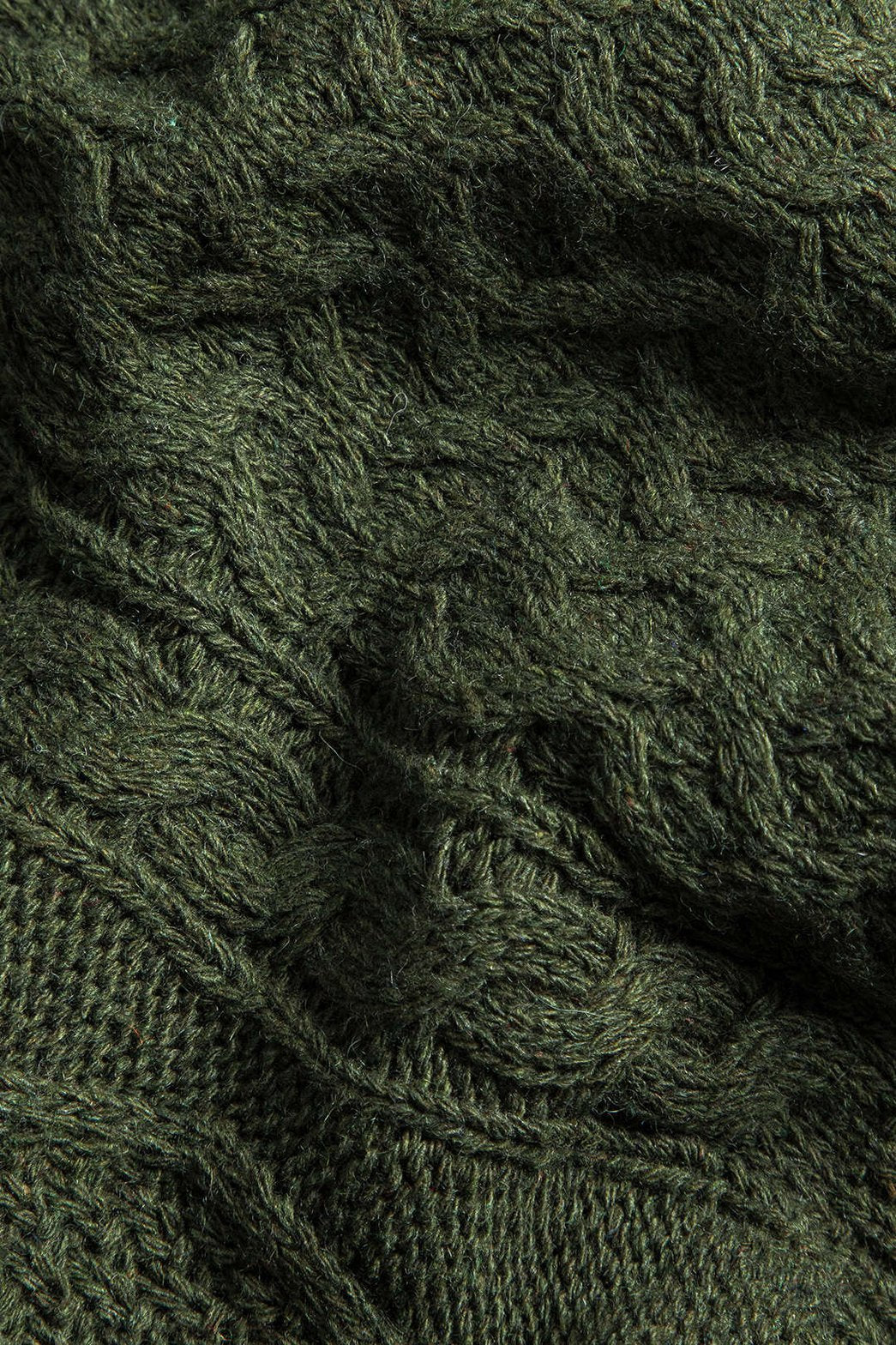 Pull tricoté vert sauge détail maille confort