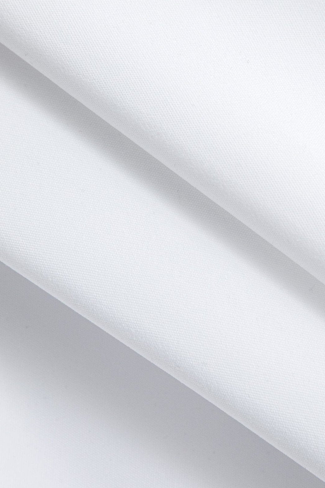 Robe bustier courte blanche élégance