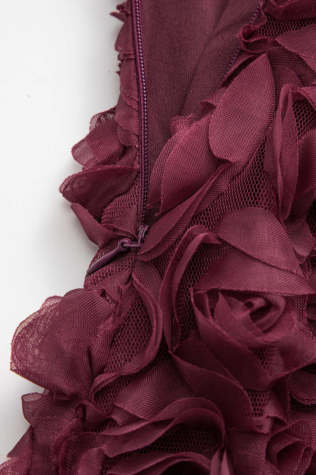 Robe midi asymétrique bustier bordeaux dentelle