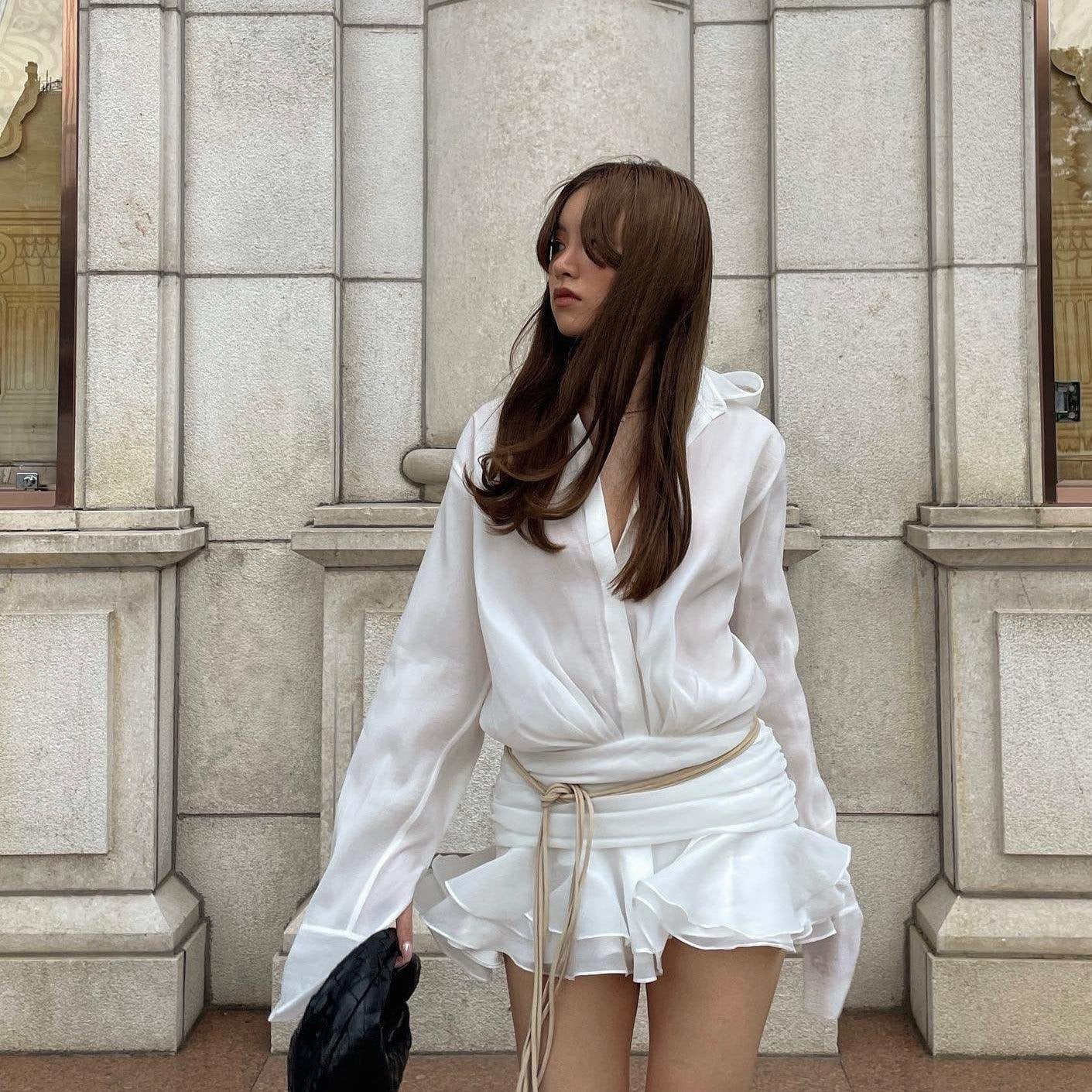 Look complet robe chemise plissée céleste