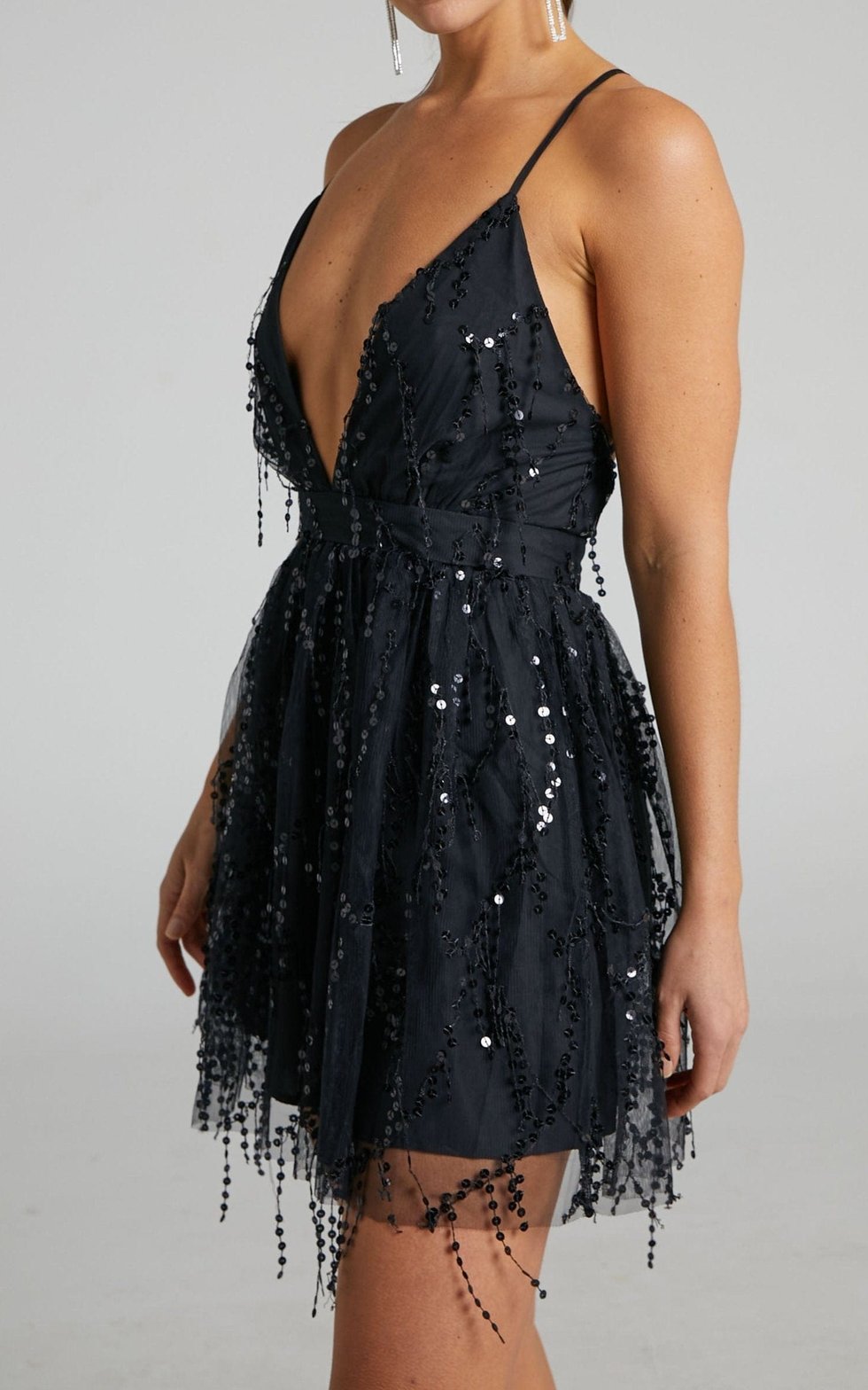Robe élégante pailletée saphir