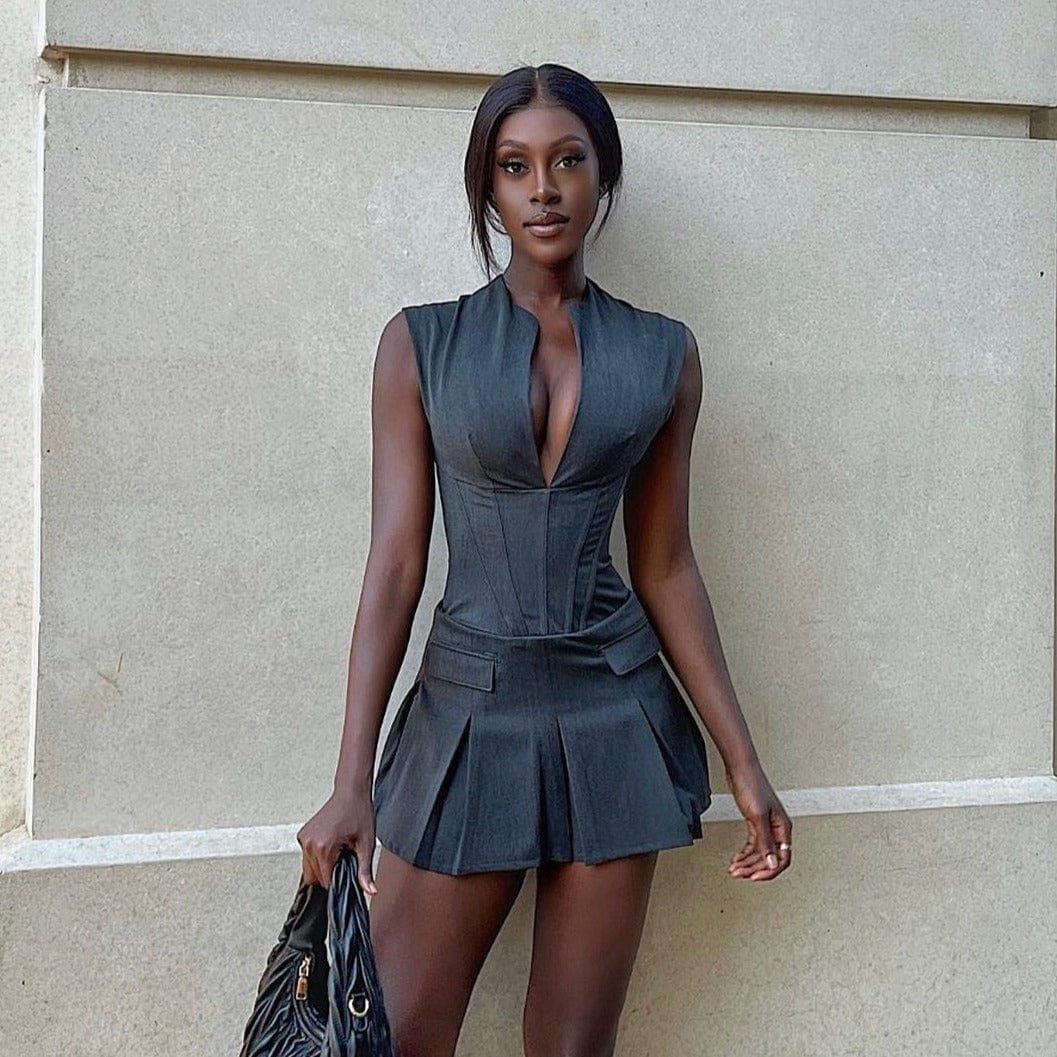 Robe courte plissée saphir