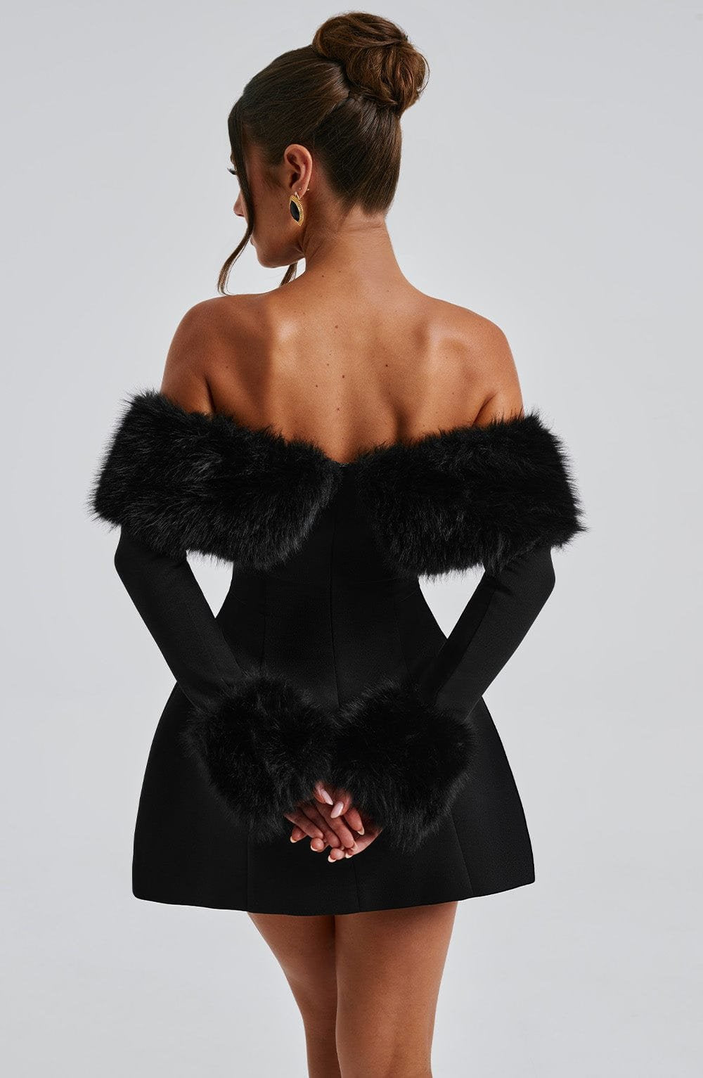 Robe glamour épaules dénudées nova