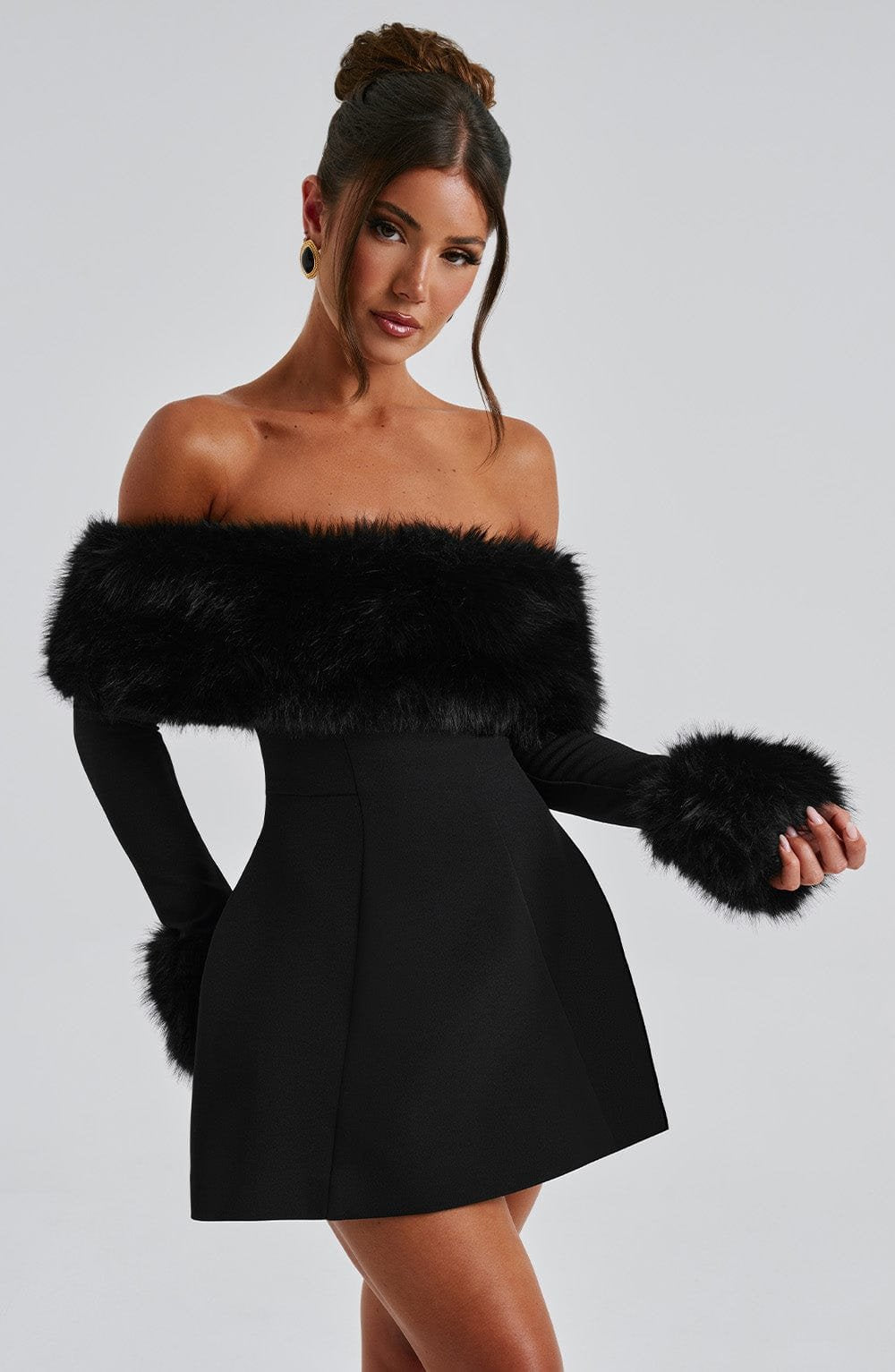 Robe cocktail fourrure décolletée meteor