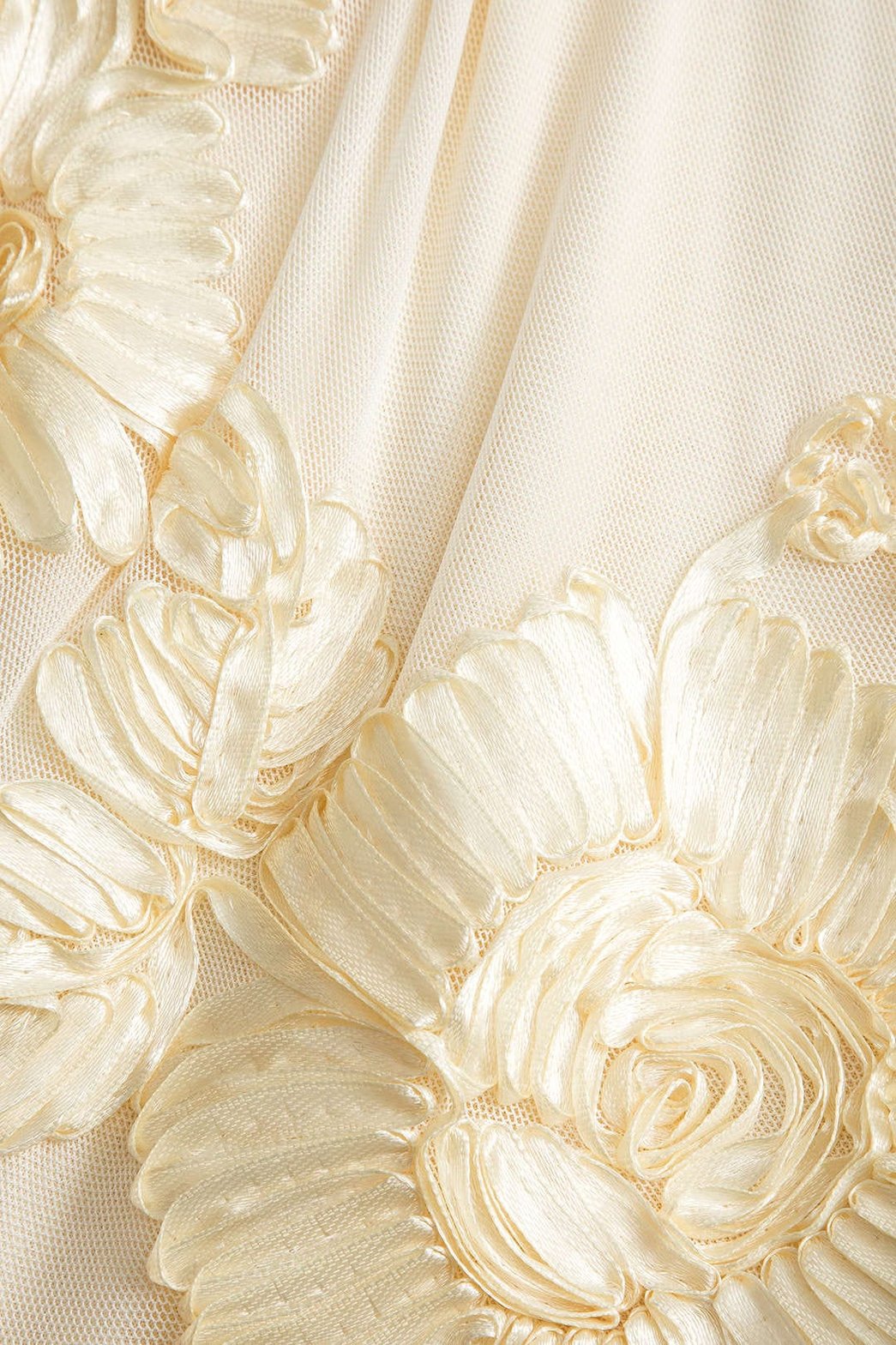 Robe courte dos nu en jacquard vue de profil élégance