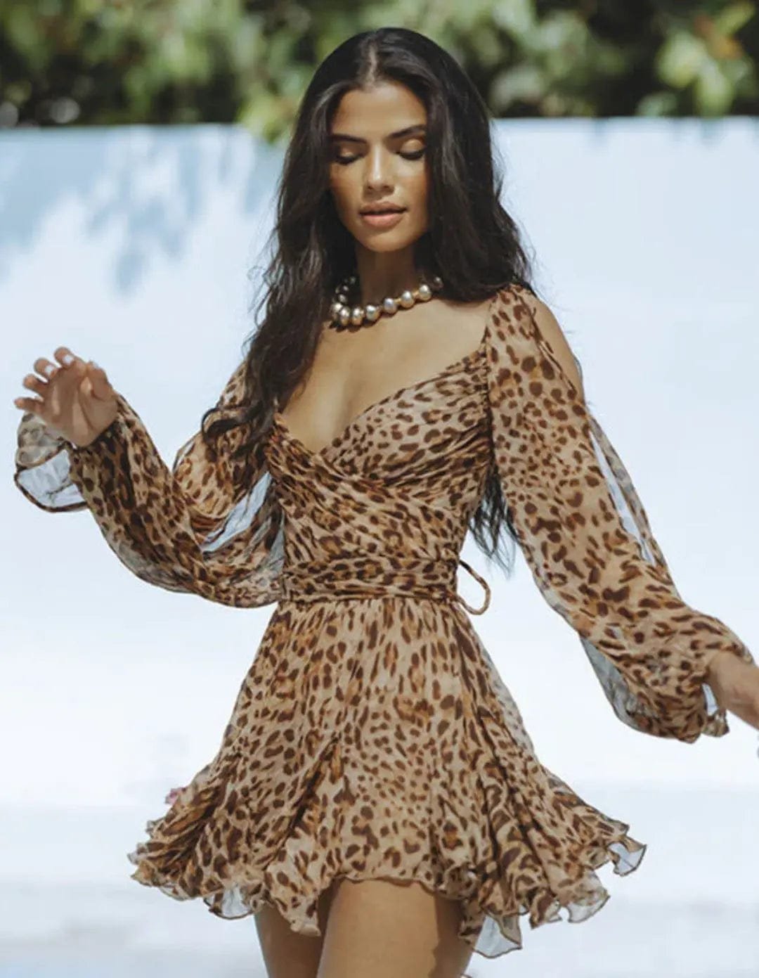 Robe léopard courte élégante soleil