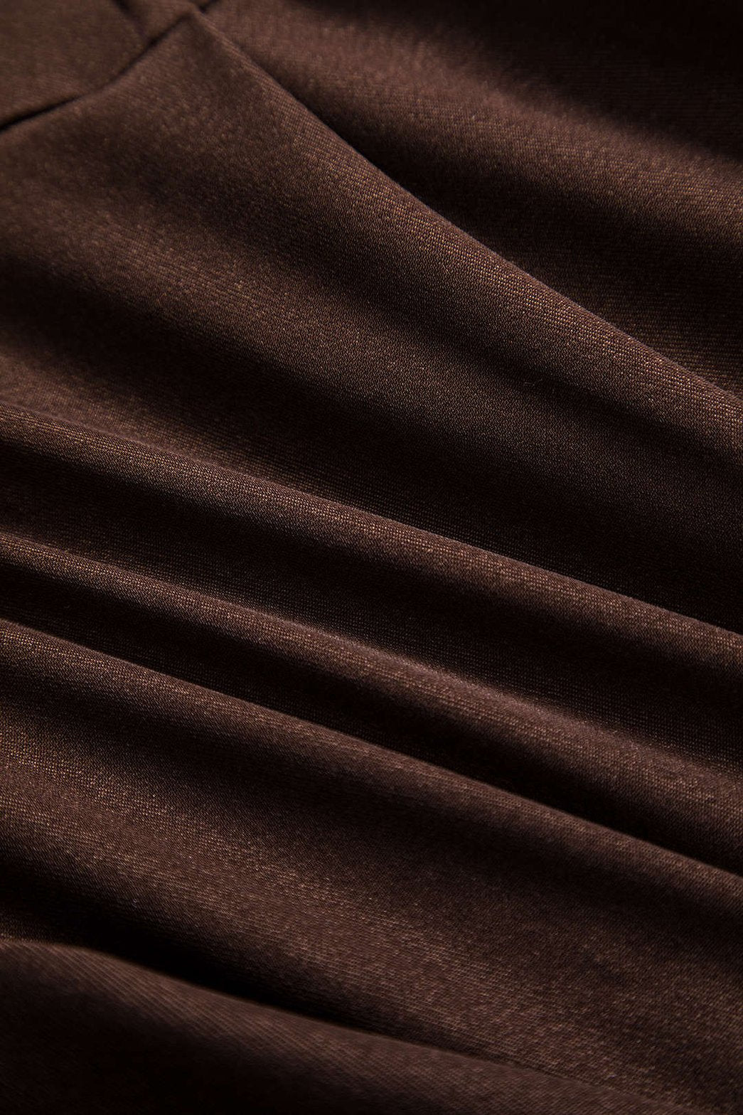 Robe bustier marron silhouette complète étoile