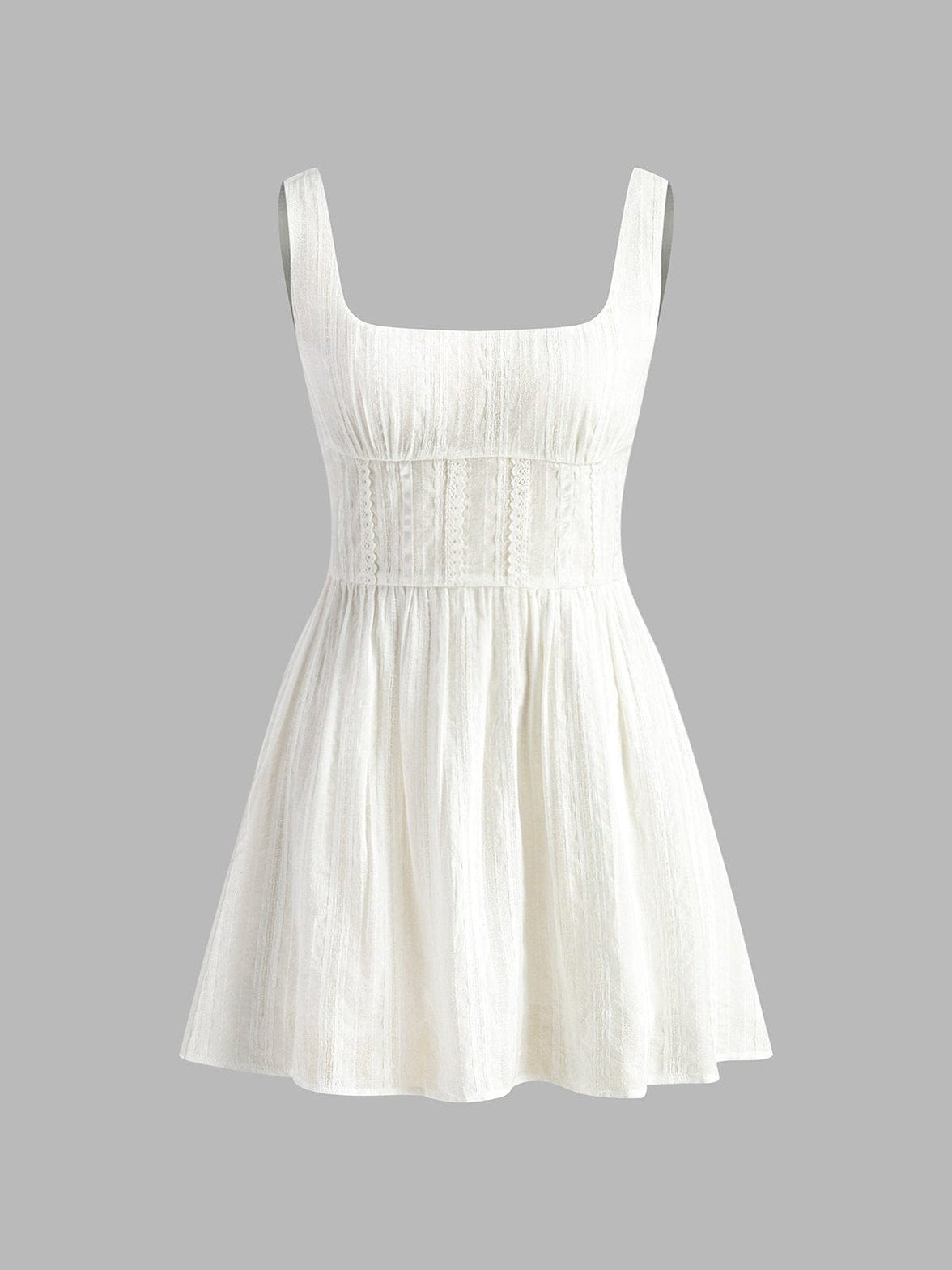 Robe blanche romantique vue dos grâce