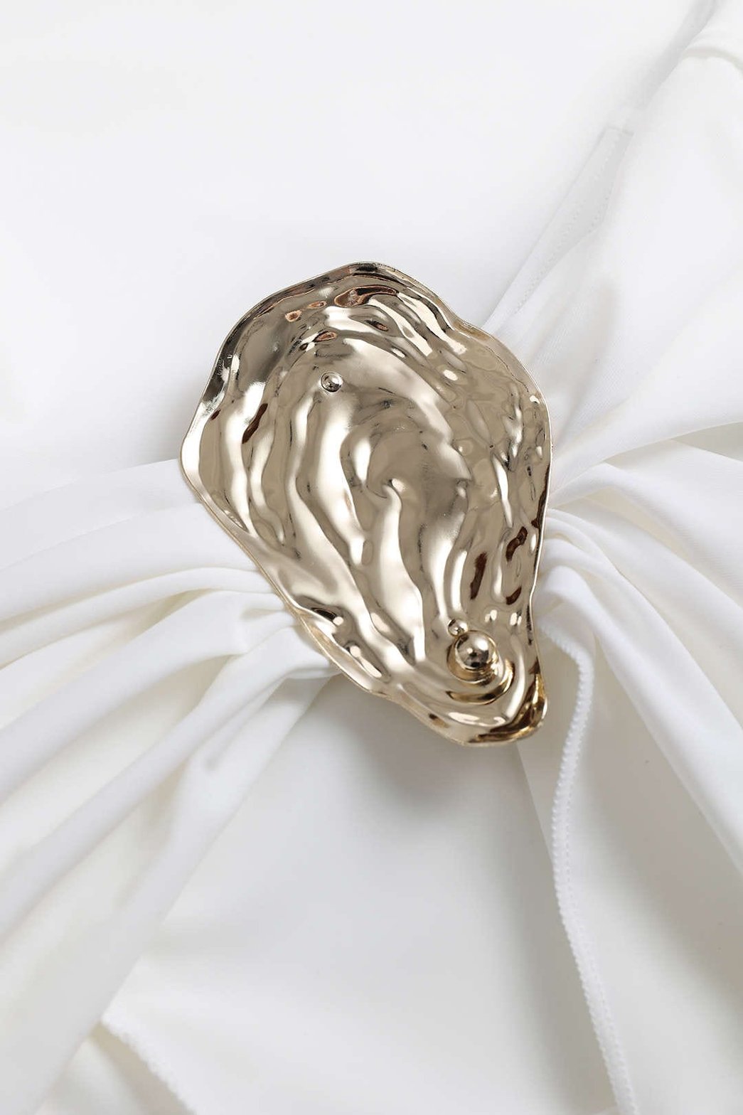 Robe de plage fendue métallique brise