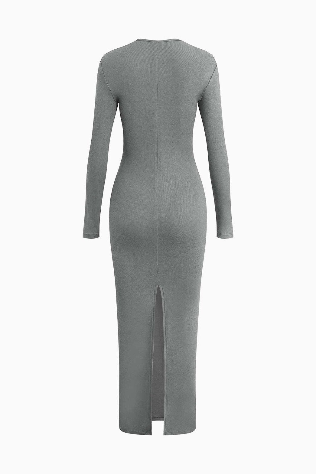 Robe longue asymétrique noire vue latérale rivière