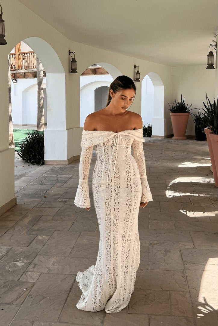 Robe longue bohème en dentelle blanche soleil