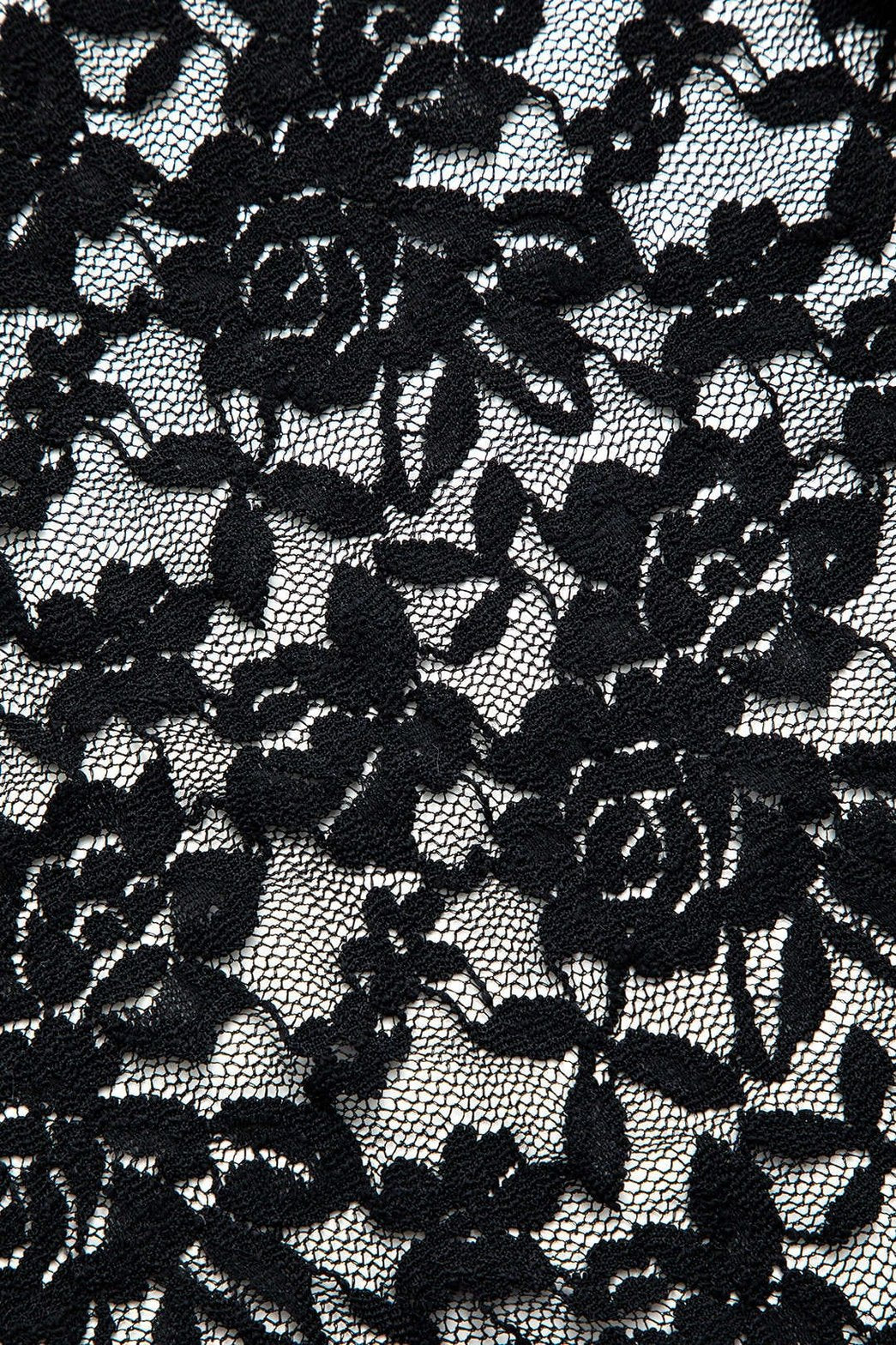 Robe bustier moulante dentelle lune