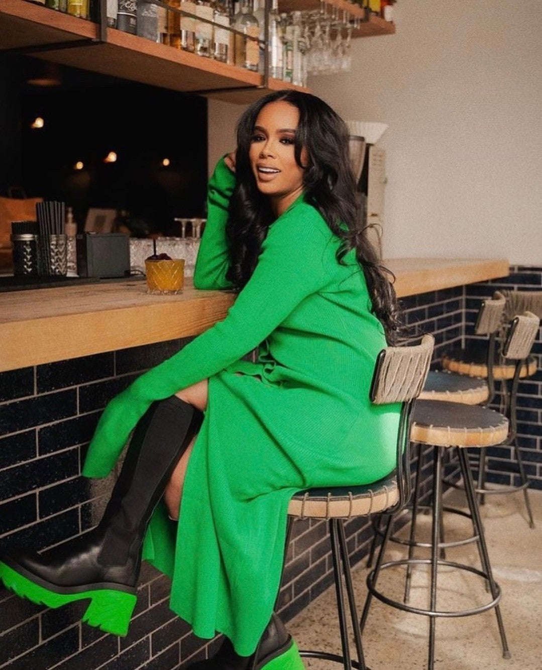 Robe longue côtelée verte élégante soleil