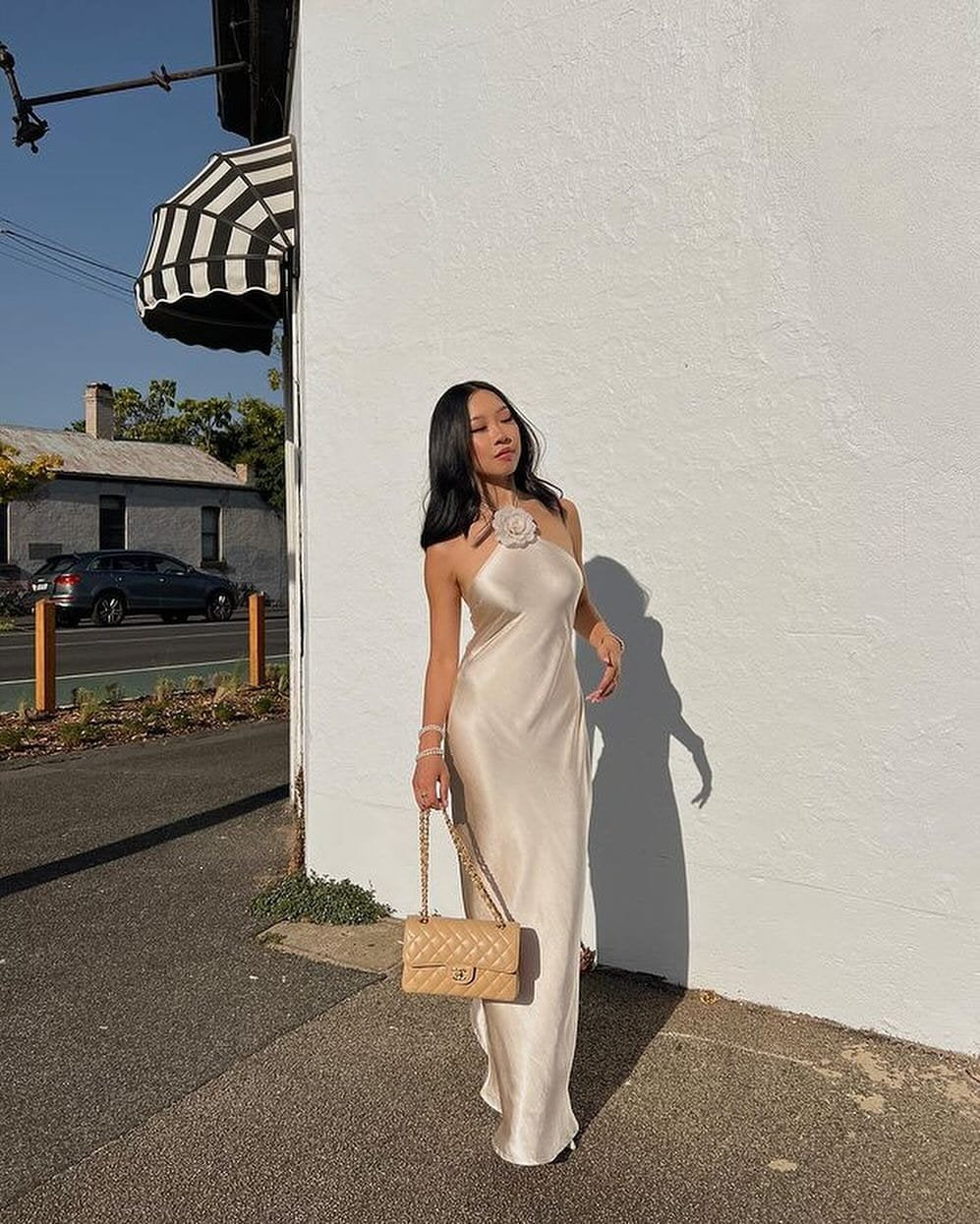 Robe satin élégante soirée jasmin