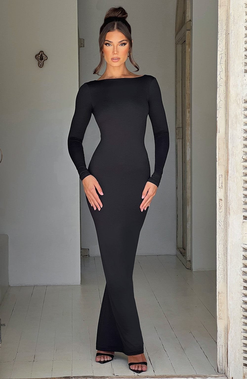 Robe longue noire élégante soirée