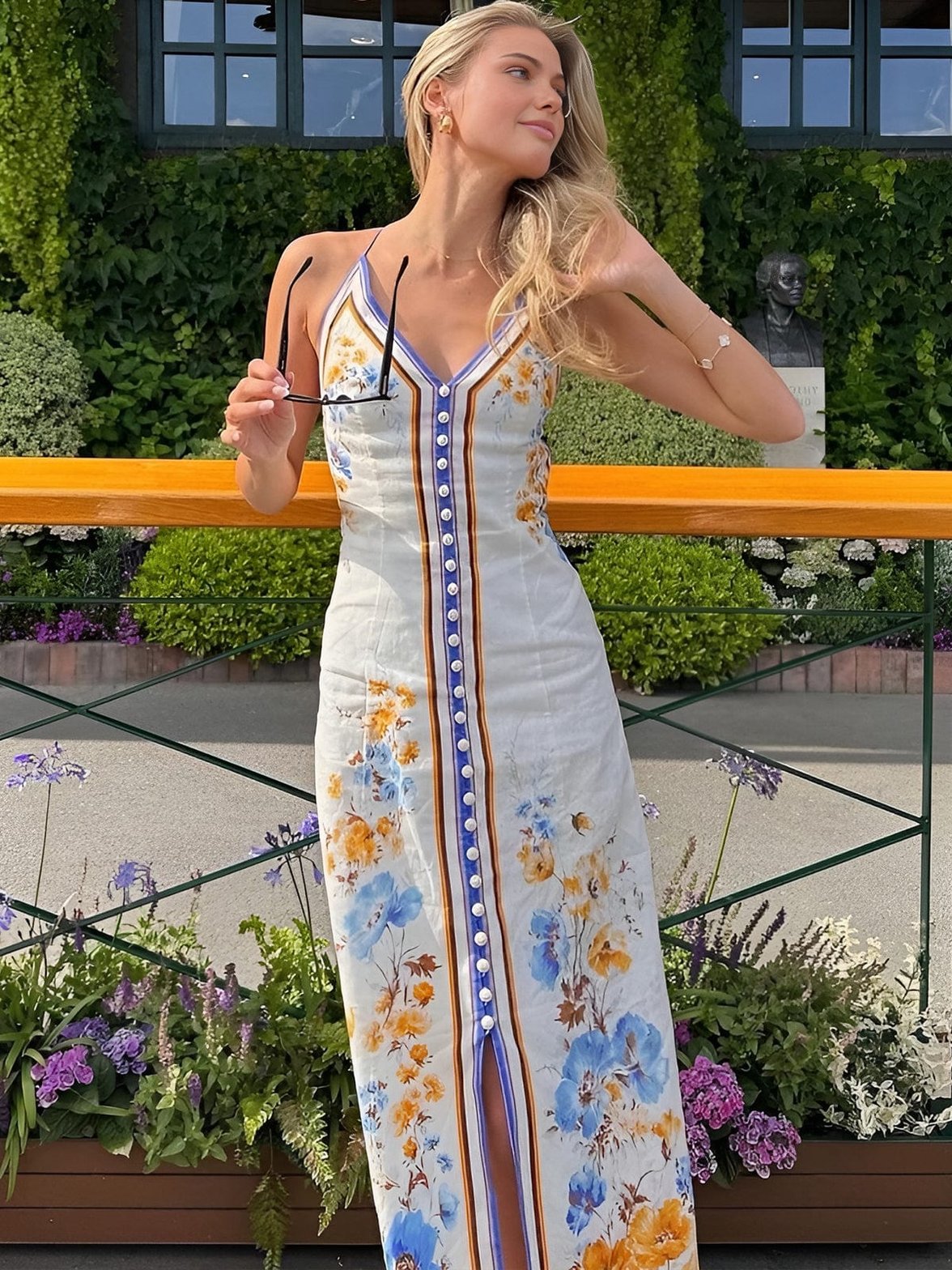 Robe longue fleurie blanc et bleu soleil