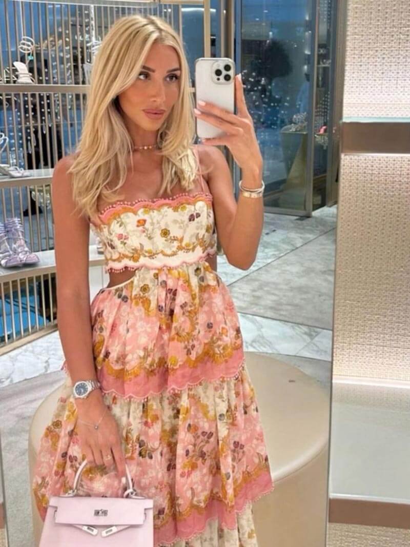 Vue détaillée robe longue fleurie brise