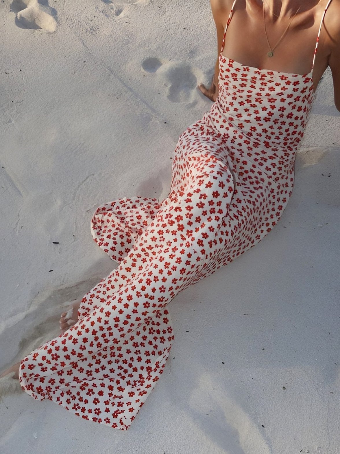 Robe longue fleurie motif rouge et blanc soleil