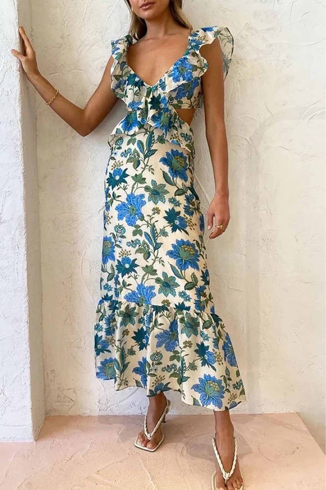 Robe longue bleue à volants cascade