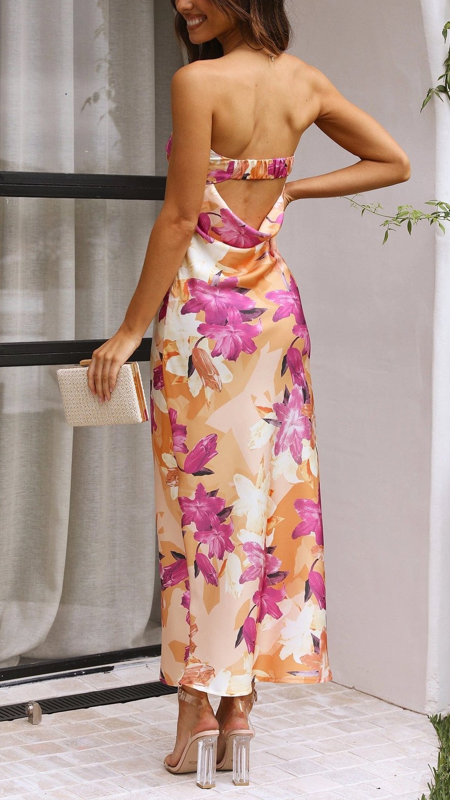 Robe longue florale rose détail coupe sérénité