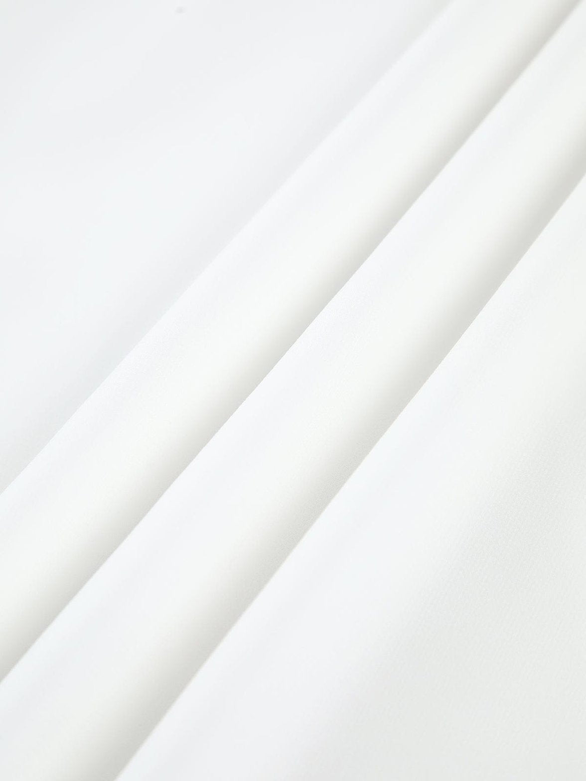 Robe longue blanche vue complète élégance