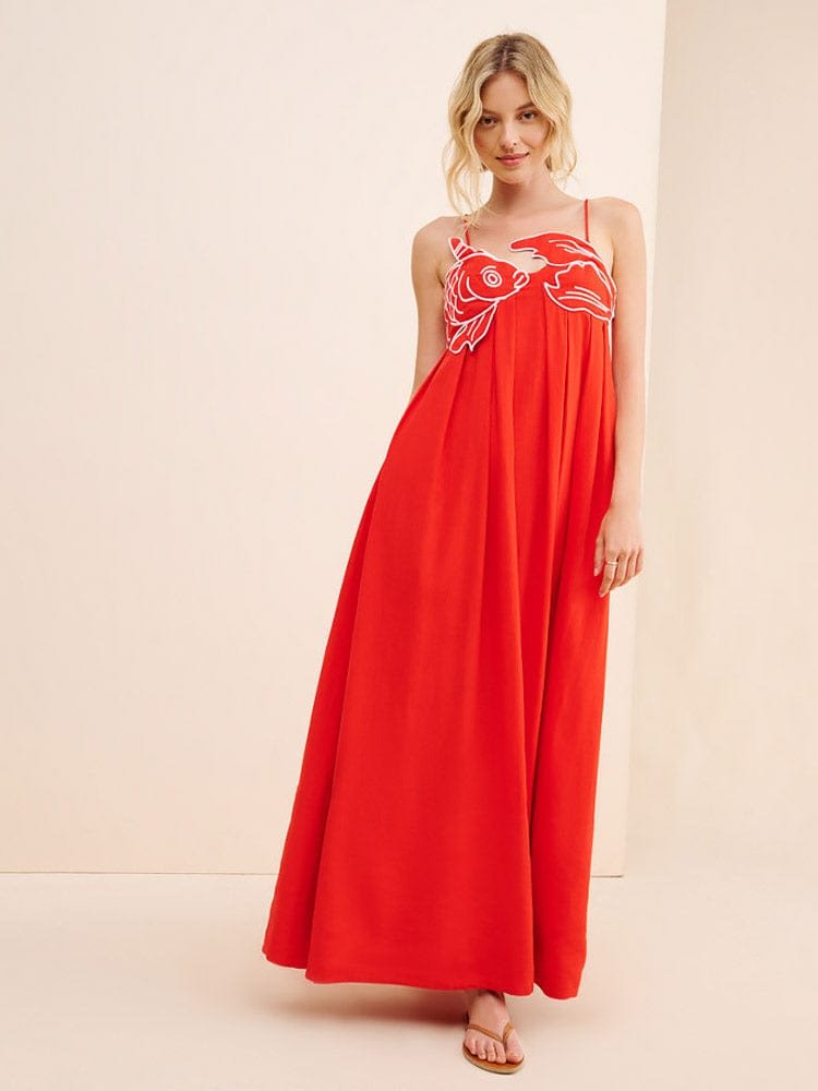 Robe longue rouge vue de face soleil