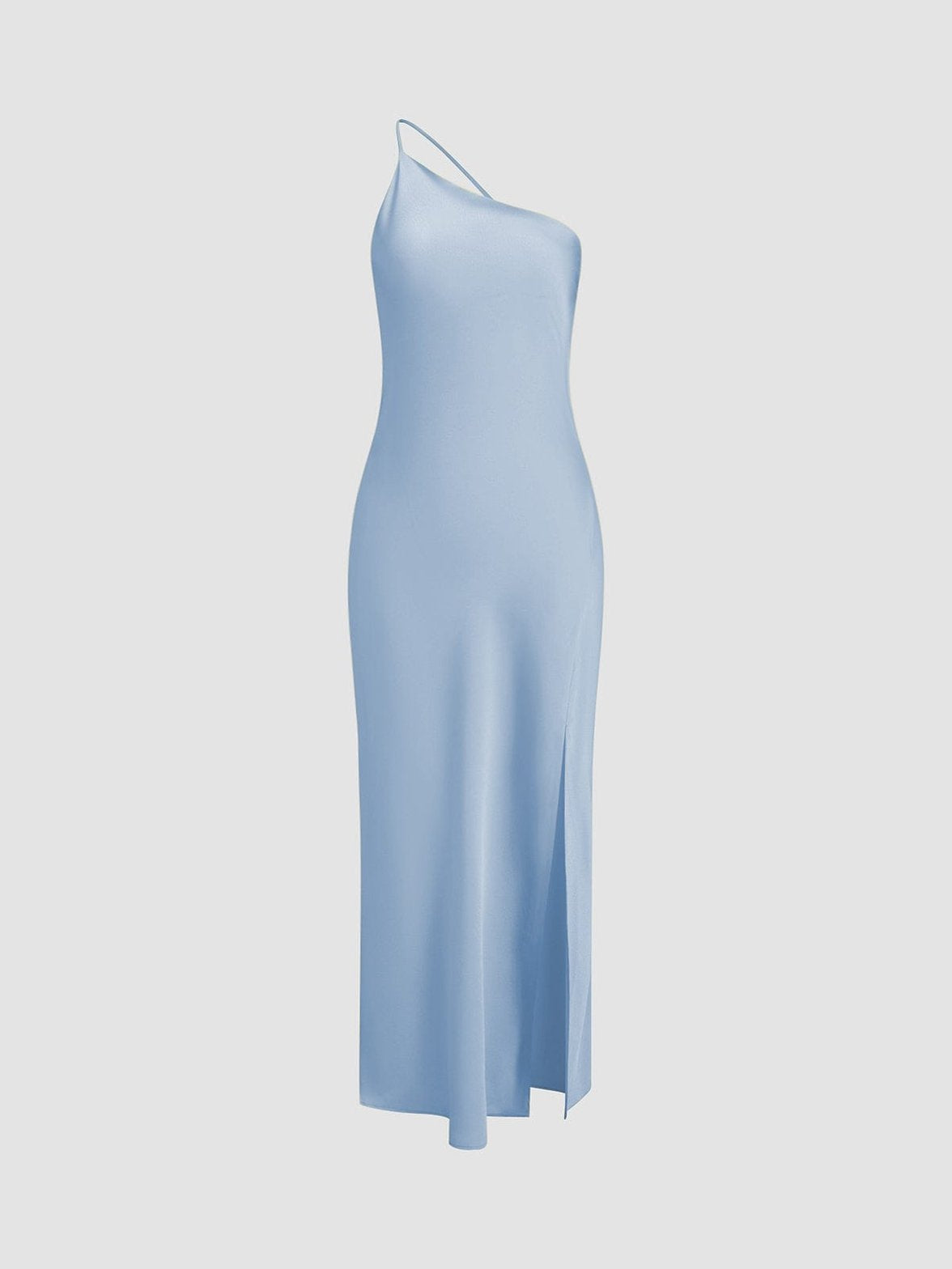 Détail coupe robe longue satin perle