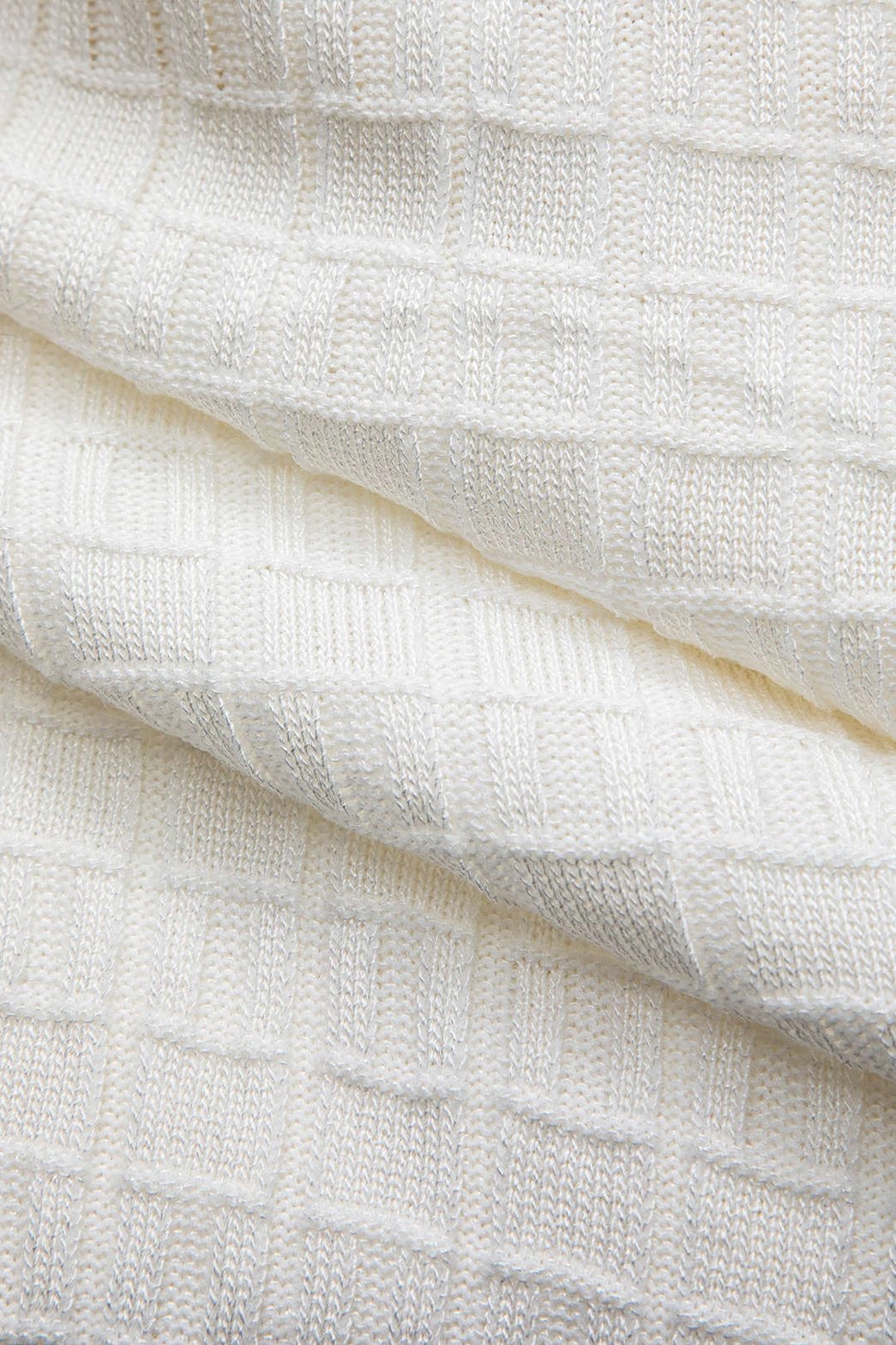 Détail maille robe tricot blanche - Raffinement