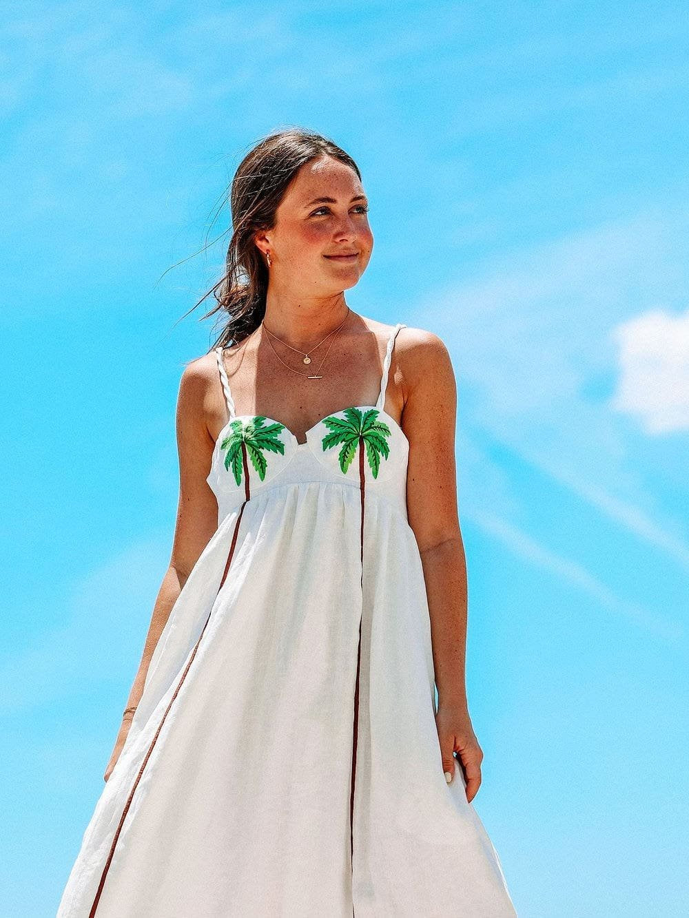 Robe longue tropicale blanche vague