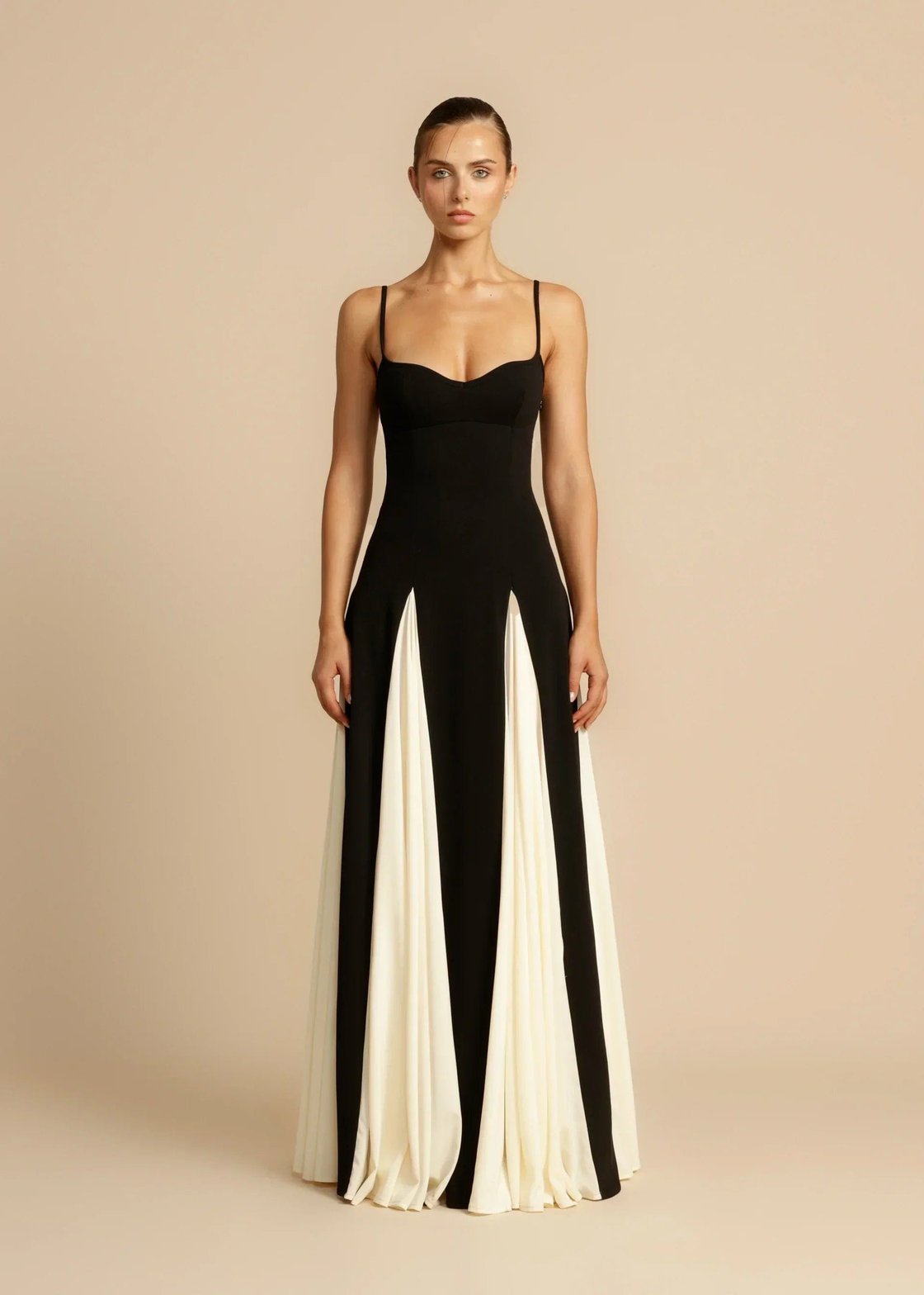 Robe longue bicolore élégante soleil