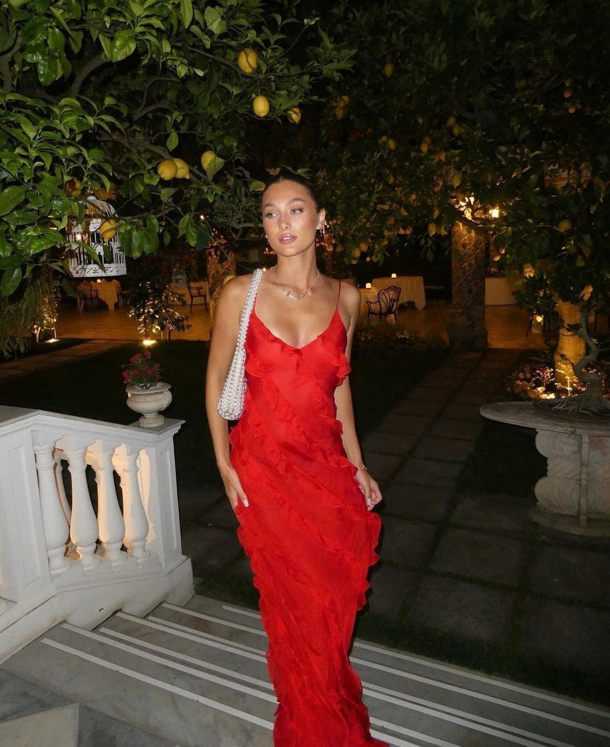 Robe longue à volants rouge passion céleste