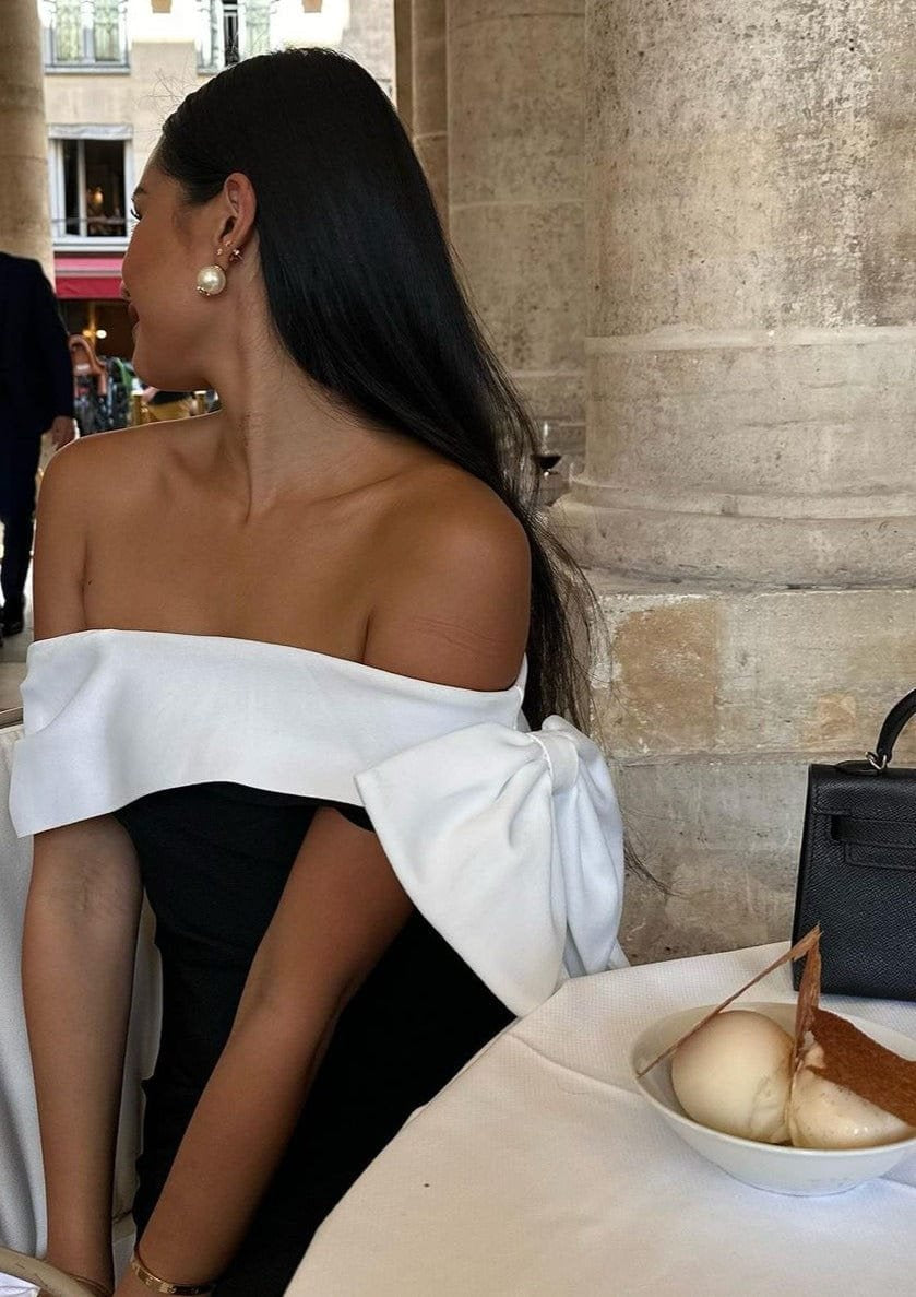 Robe de cocktail chic rayonnant