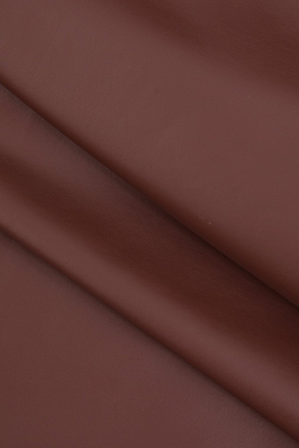 Robe moulante en simili cuir bordeaux tendance