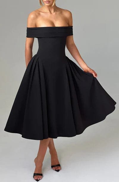 Robe midi noire détail des plis mystère