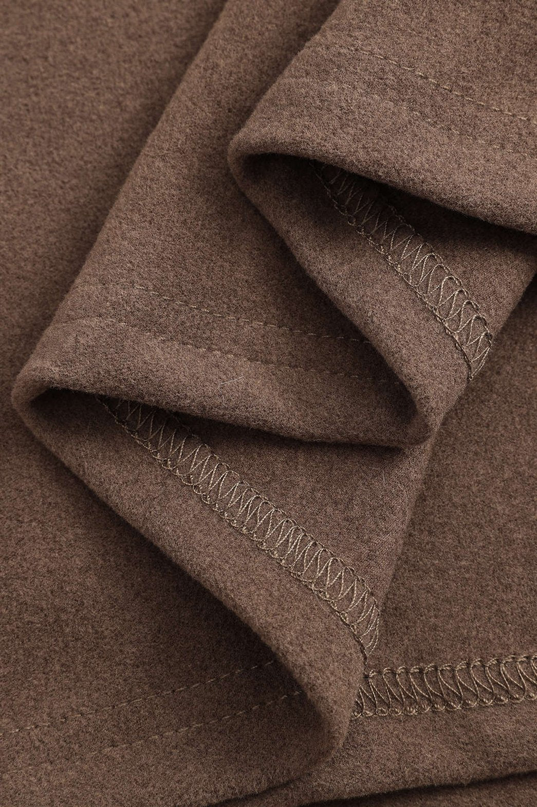 Robe midi marron épaules nues vue détail océan