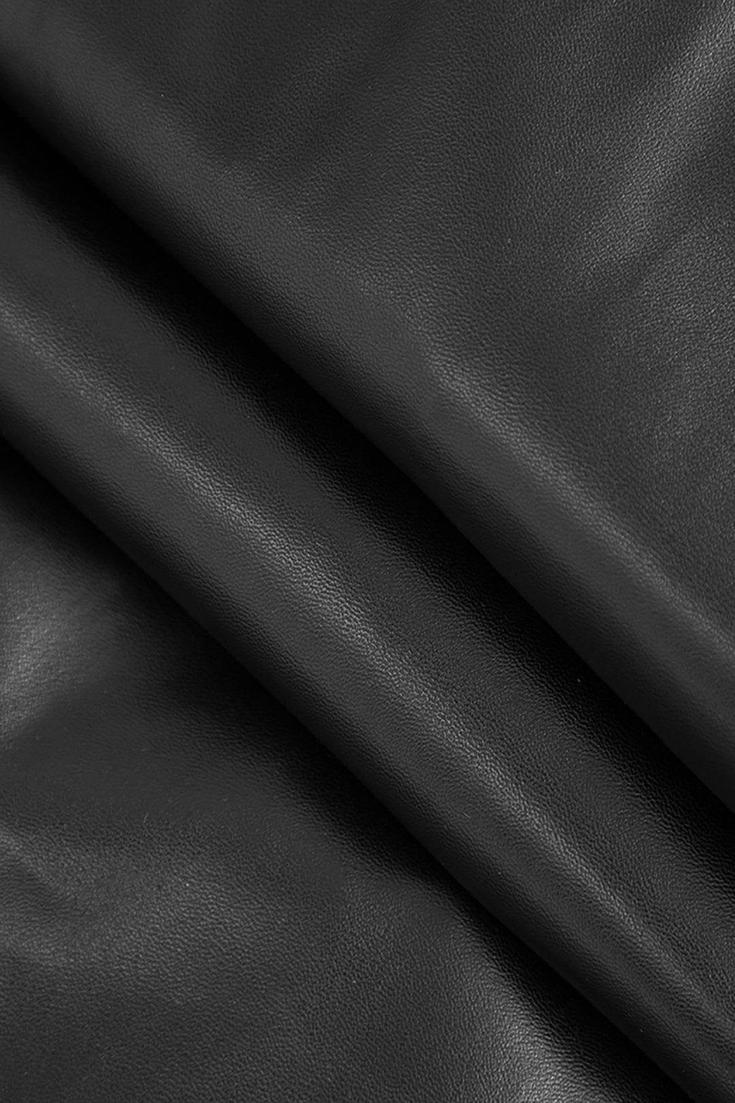 Robe midi en simili cuir sophistiquée