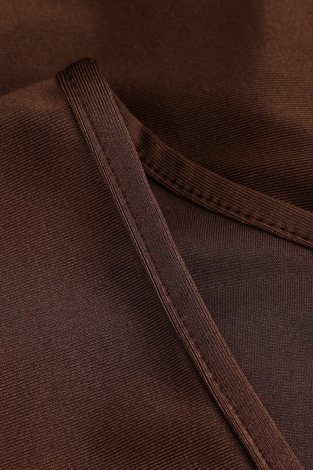 Robe moulante marron manches longues étoile