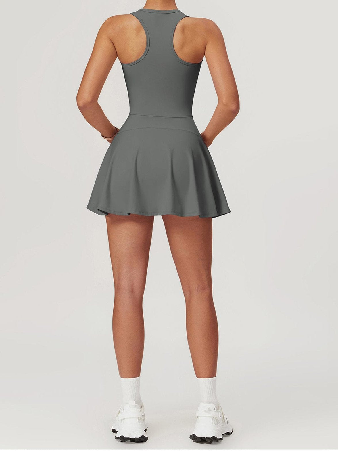 Robe Tennis Short Intégré