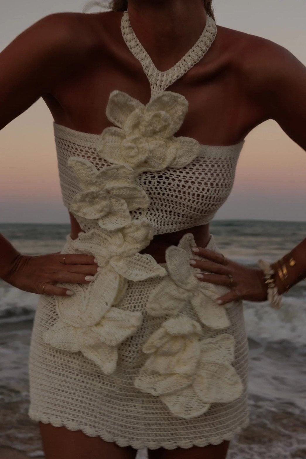 Robe tricot blanche motifs harmonie